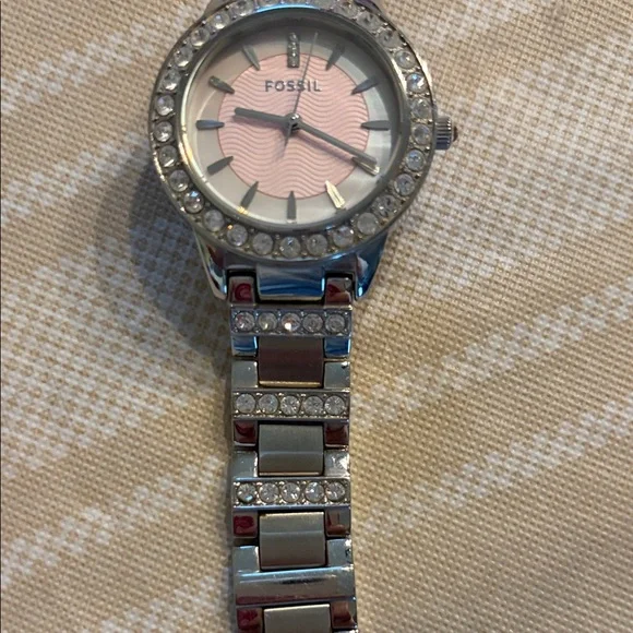 Women’s Fossil Jesse Glitz Watch - Picture 8 of 8